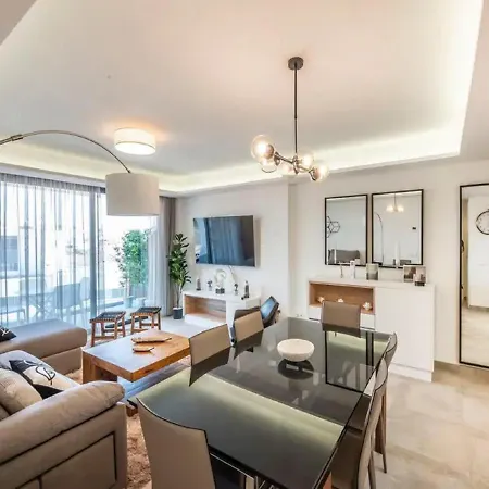 Apartament Roofo In Estepona - Espana * Estepona